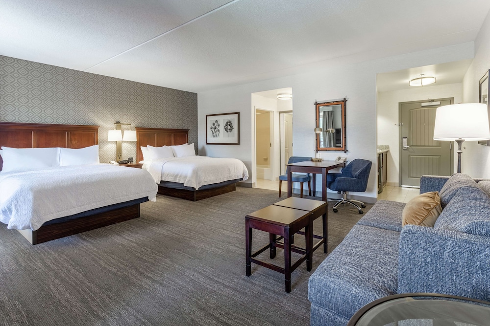 Hampton Inn Suites Saratoga Springs Downtown 17/69