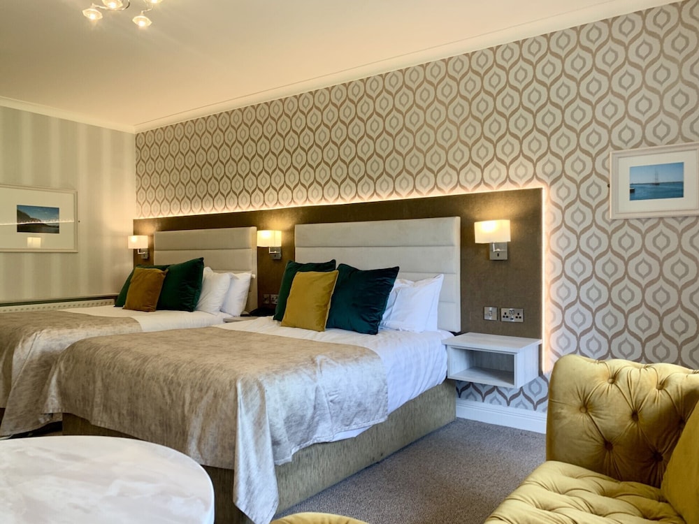 MILL PARK HOTEL 16/59