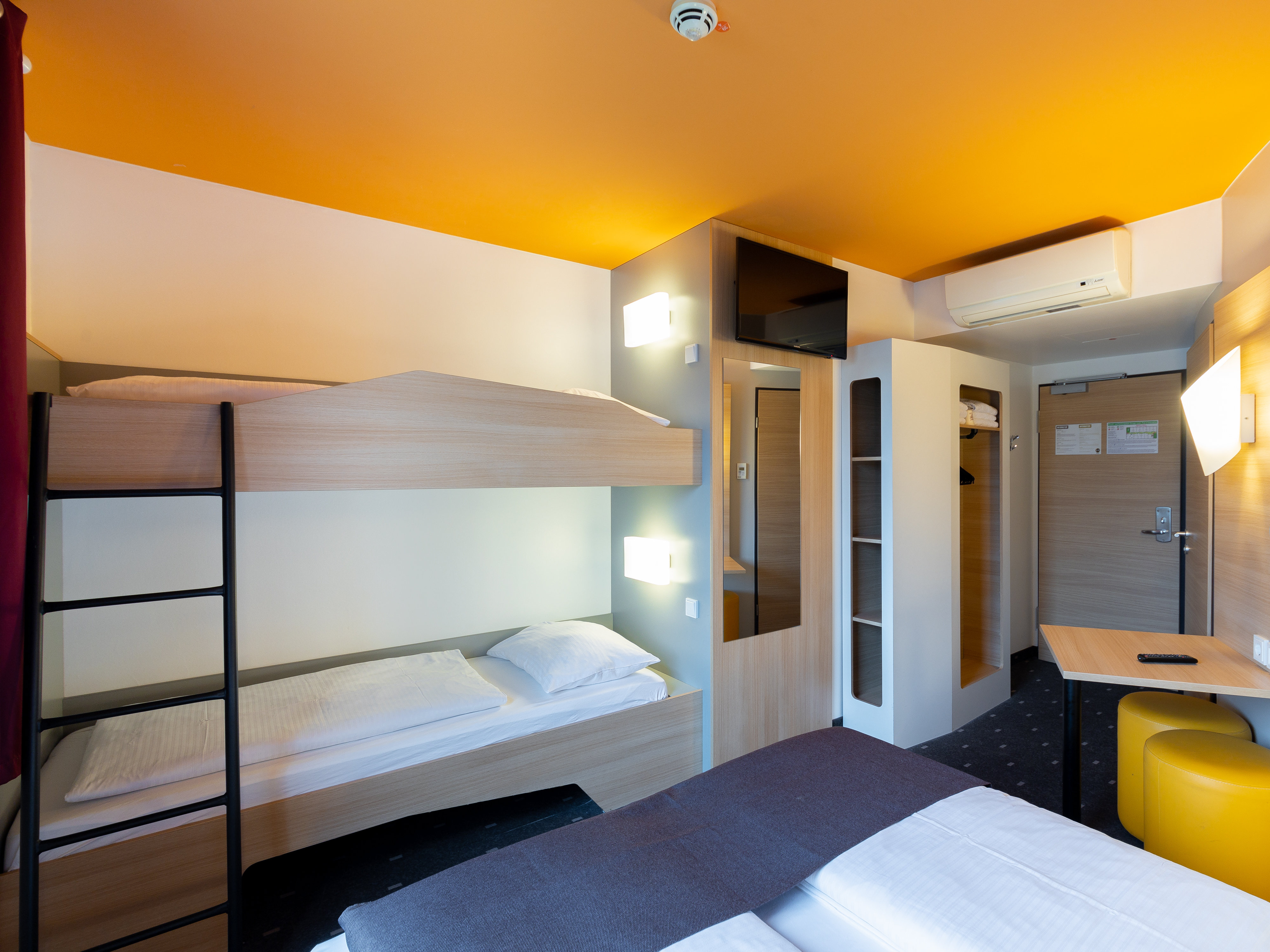 B&B Hotel Dusseldorf-City 10/47