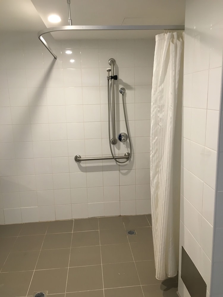 Ibis Budget Gosford 29/30
