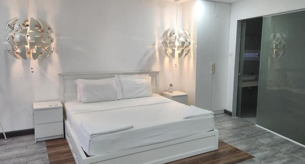 Samui Pier Beach Front Resort 17/80