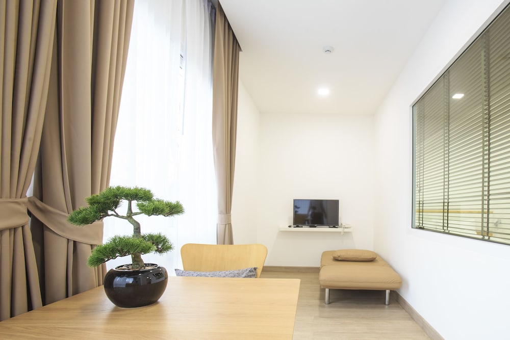 Hinoki Hotel 25/33