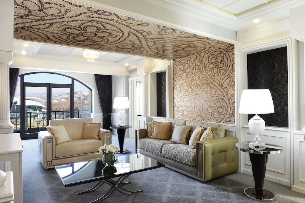 Ambassadori Hotel Tbilisi 45/73