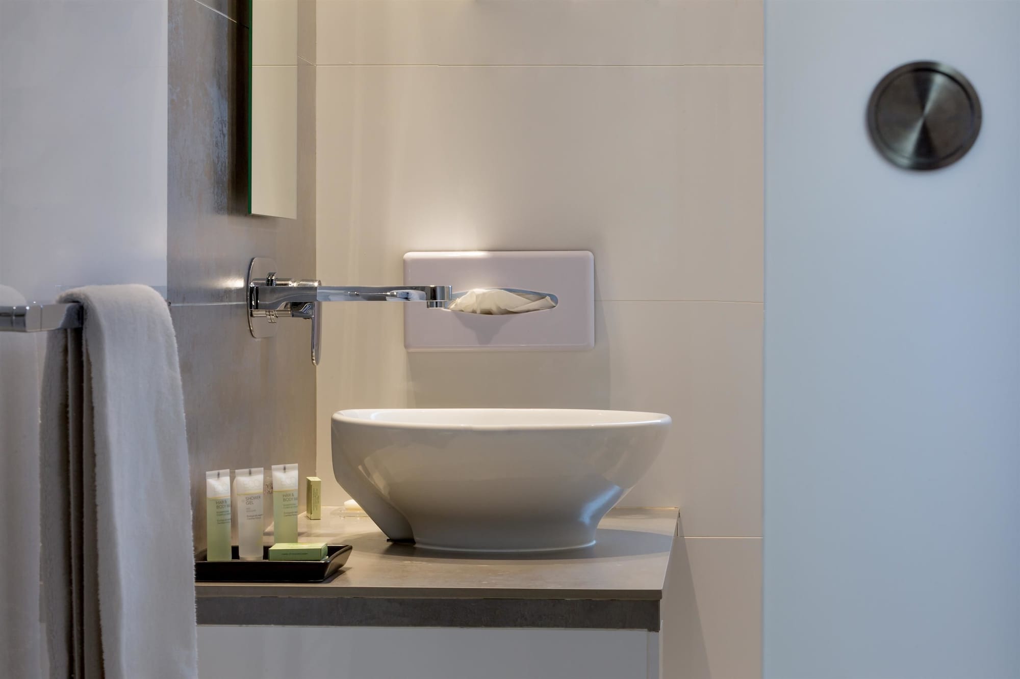 غرفة سوبيريور كبيرة بسرير كينج، Best Western Seine West Hotel 8/8