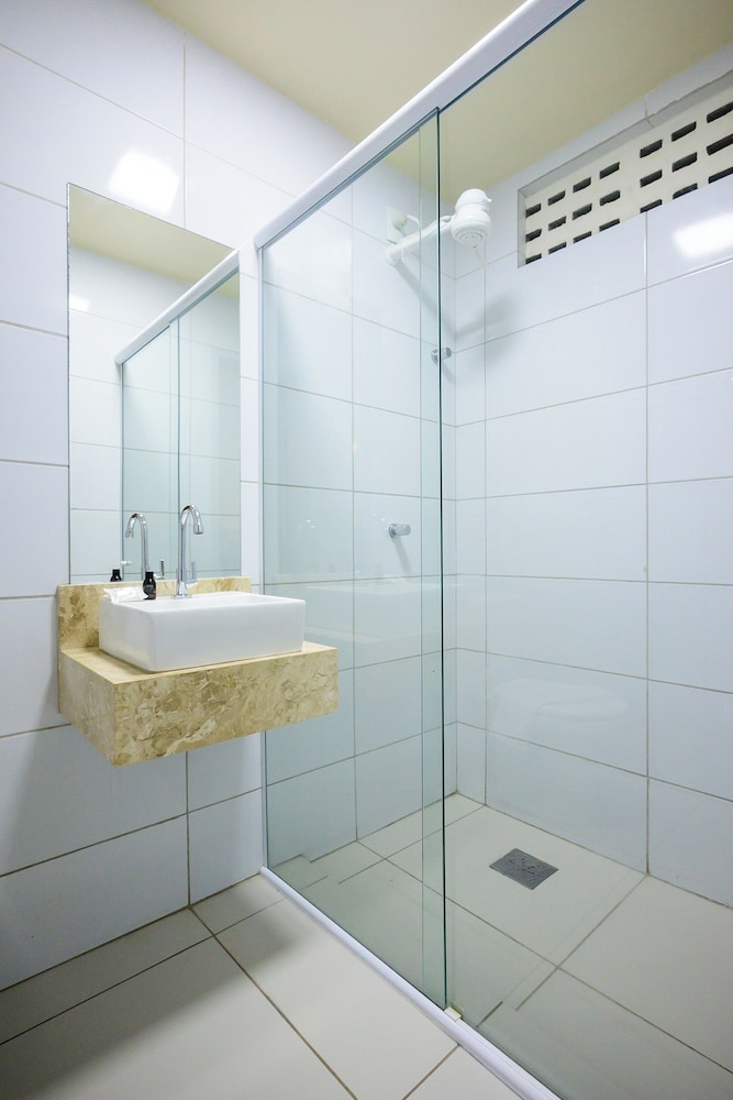 Nordeste Palace Hotel 40/41