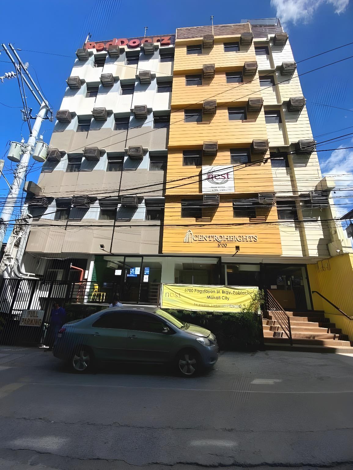 Nest Nano Suites 45/50