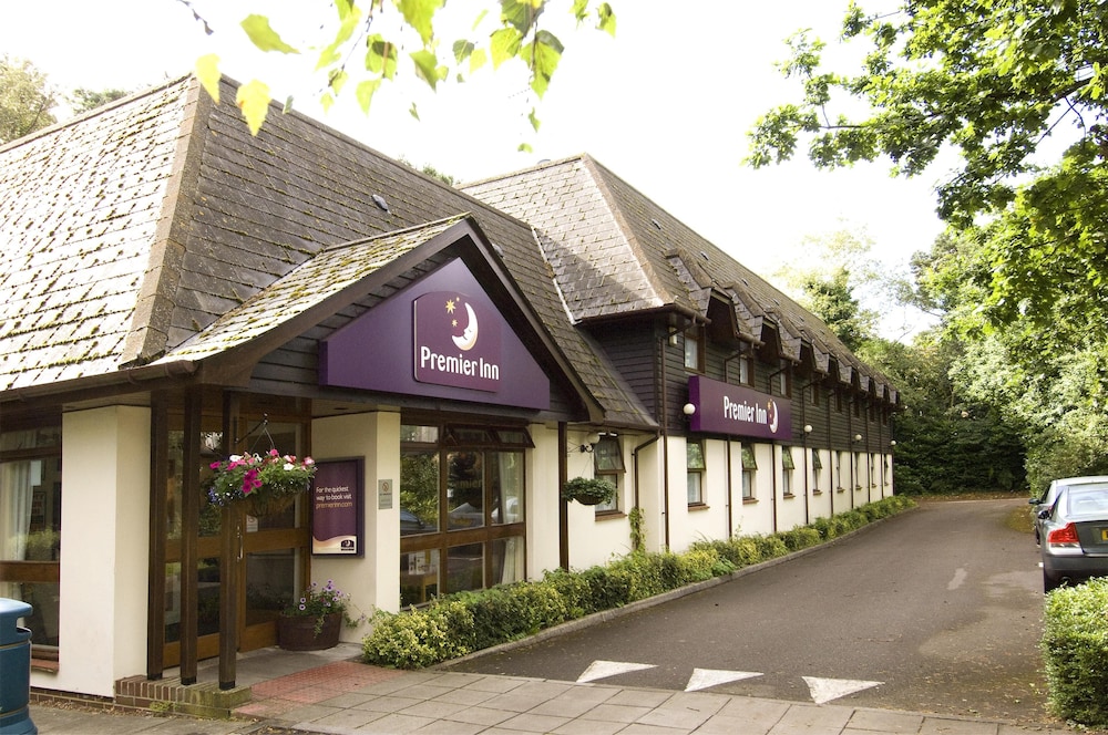 Premier Inn Bournemouth Ferndown in FERNDOWN