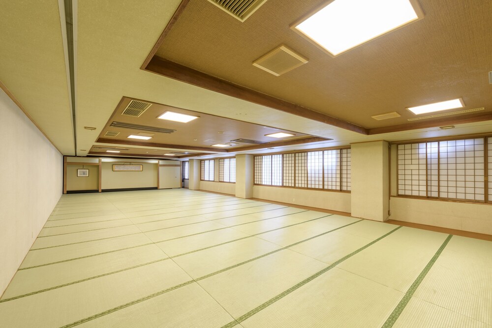 Hotel Tagawa 57/65
