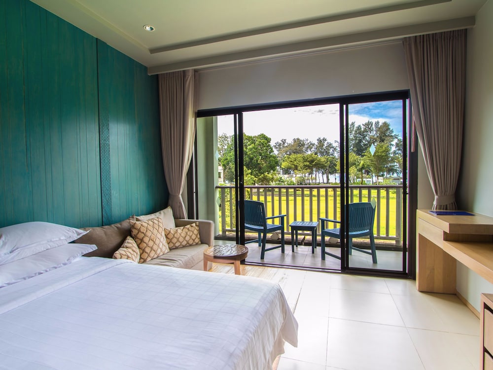 Dusit Thani Krabi Beach Resort 25/74