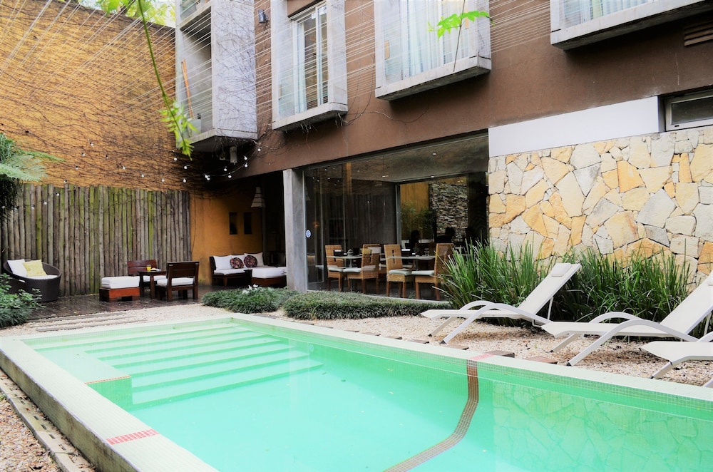 Mine Hotel Boutique 44/69