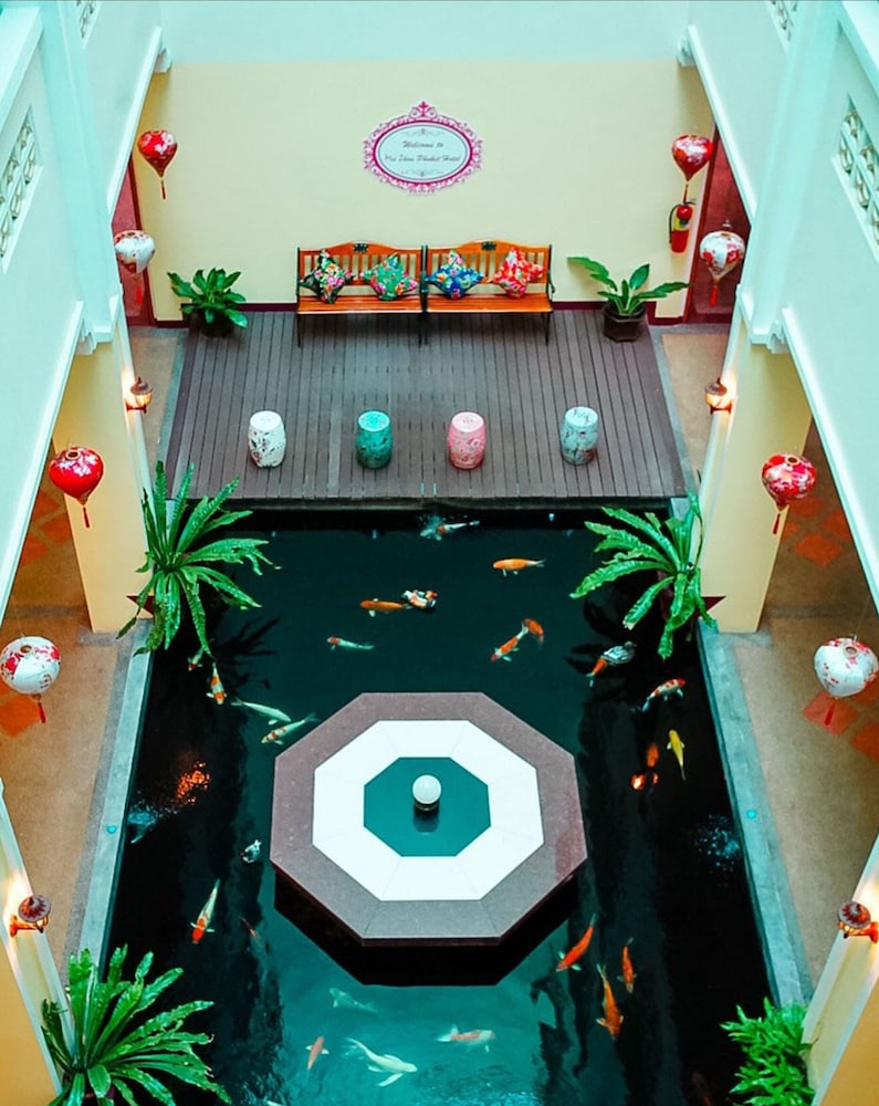 Mei Zhou Phuket Hotel 9/67