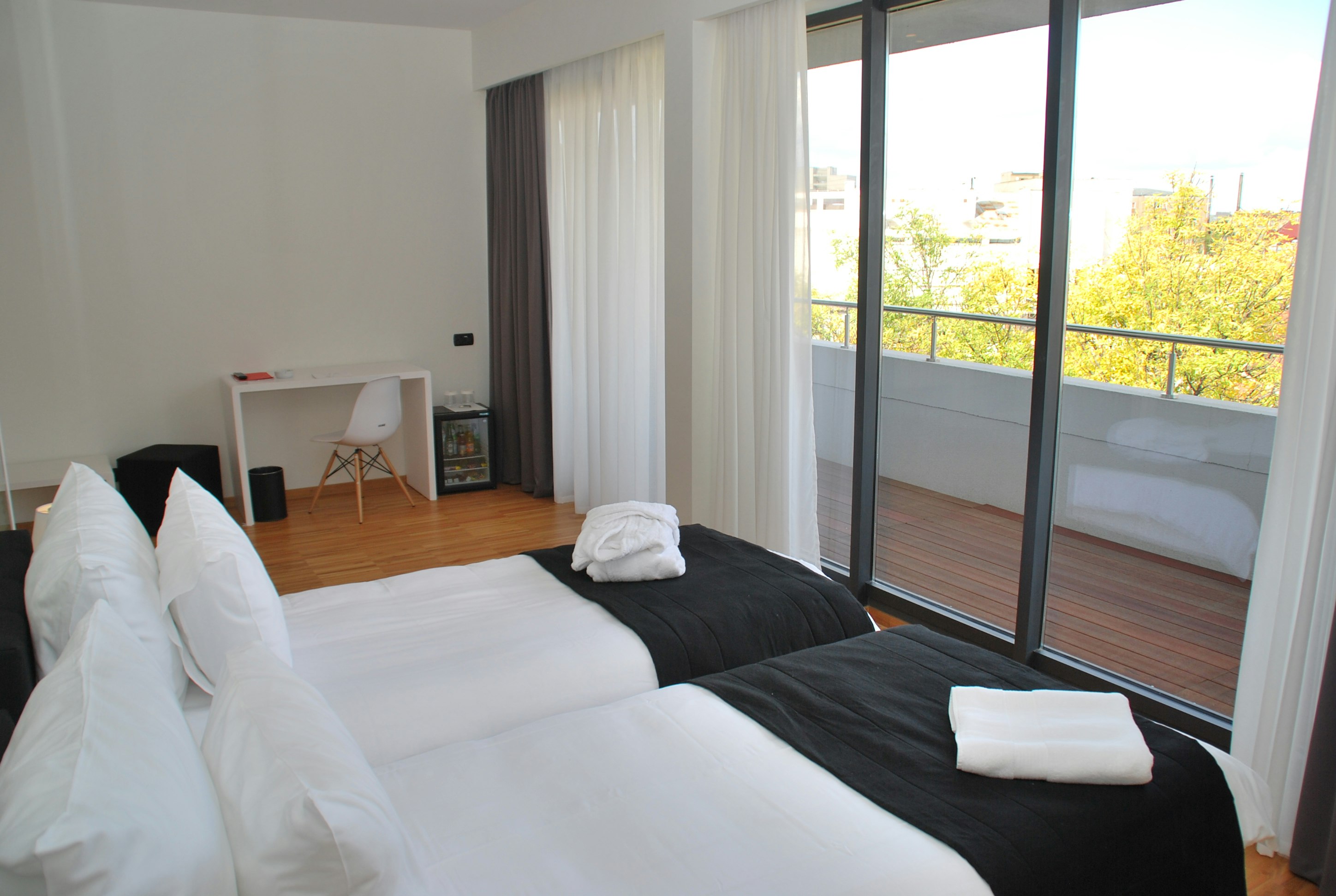 SARROGLIA HOTEL 8/40