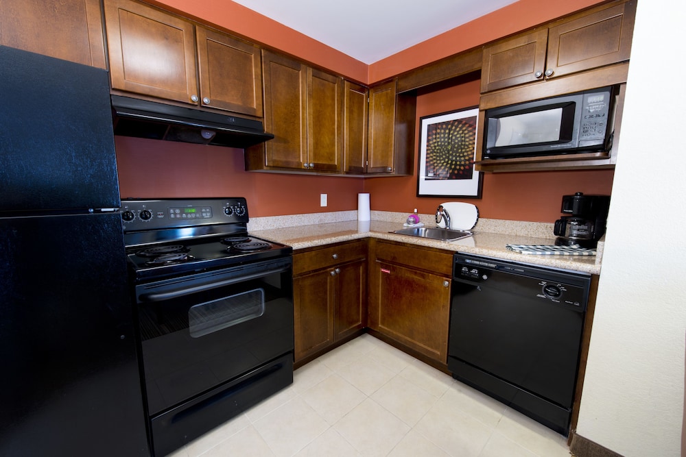 Residence Inn By Marriott Mississauga Arpt Corp Ctr West 37/50