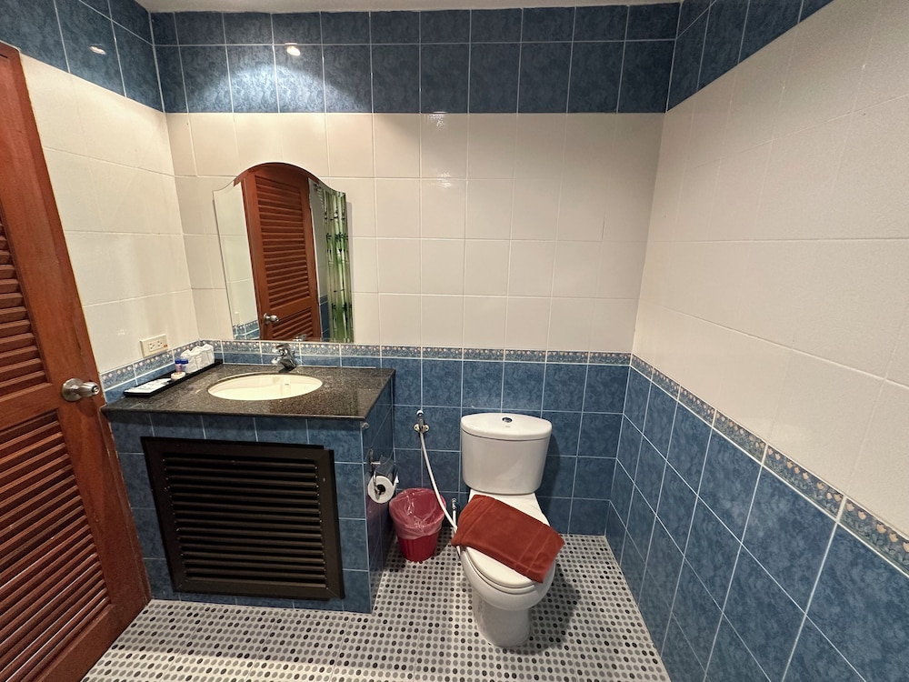 Thipurai City Hotel 49/79