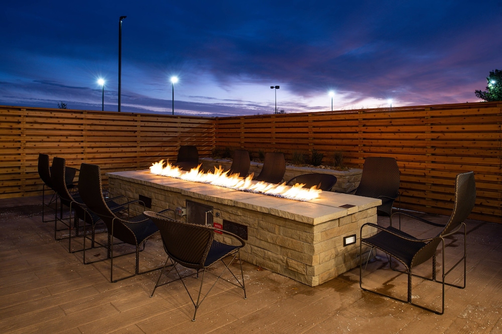 Courtyard Kansas City Olathe 49/51