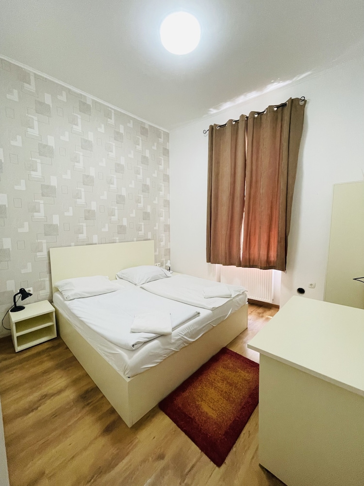 Easy Star Hotel 15/51