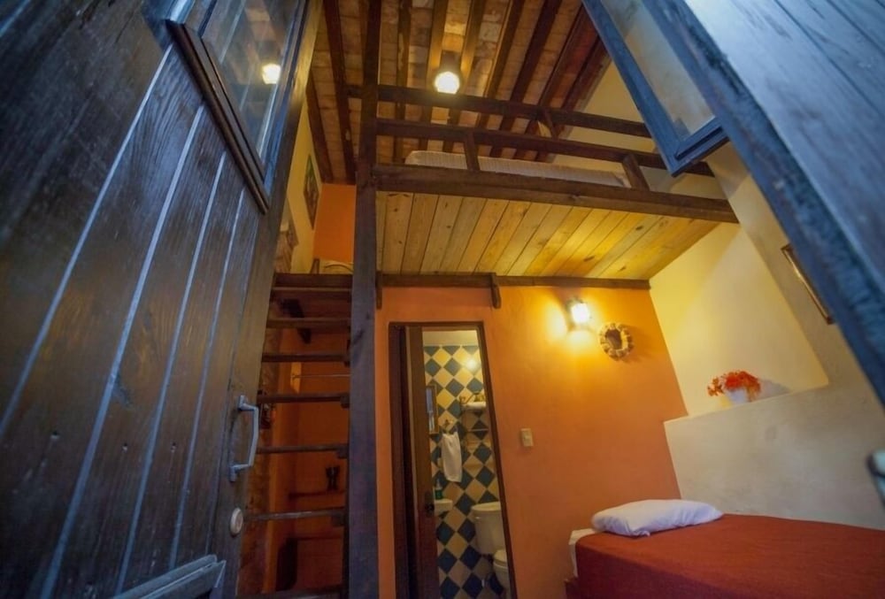 Hotel Dona Elvira 41/70
