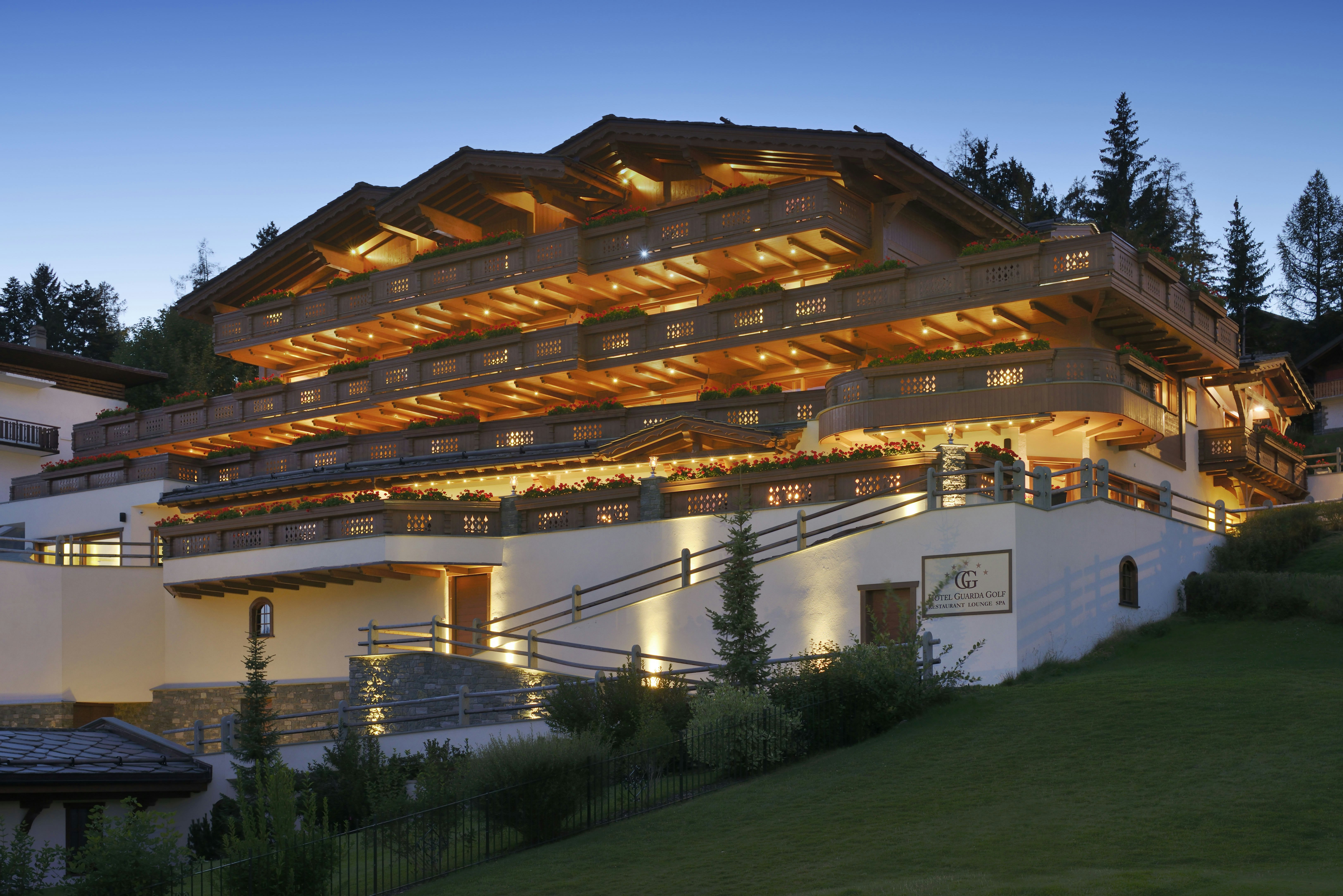 Guarda Golf Hotel & Residences 1/50