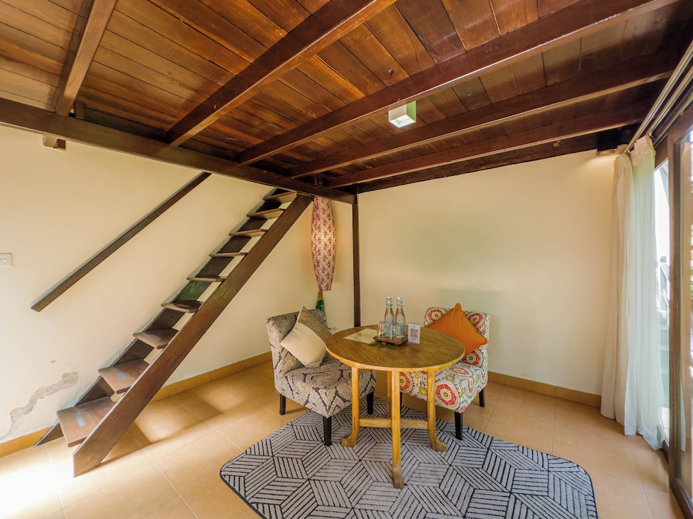 Ubud Sari Health Resort 70/84