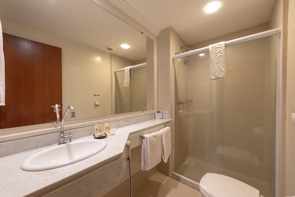 CLASS HOTEL GUAXUPE 48/50