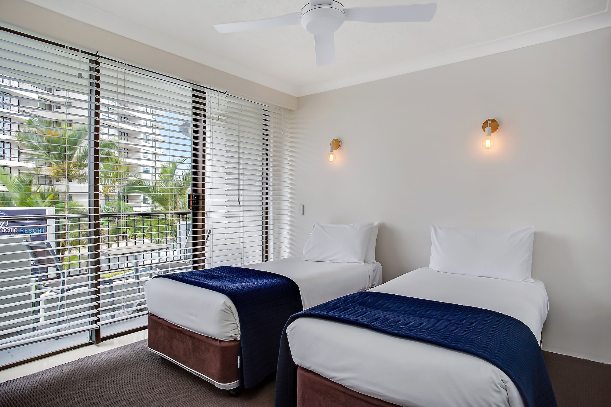 2 BEDROOMS, SUPERIOR, APARTMENT