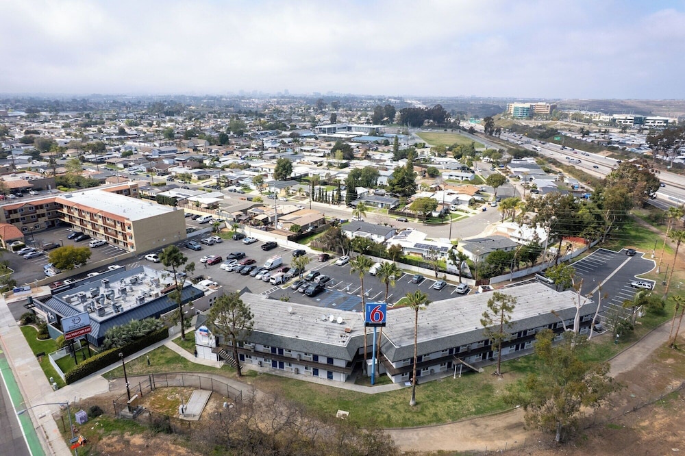 Motel6 San Diego, CA - North photo4