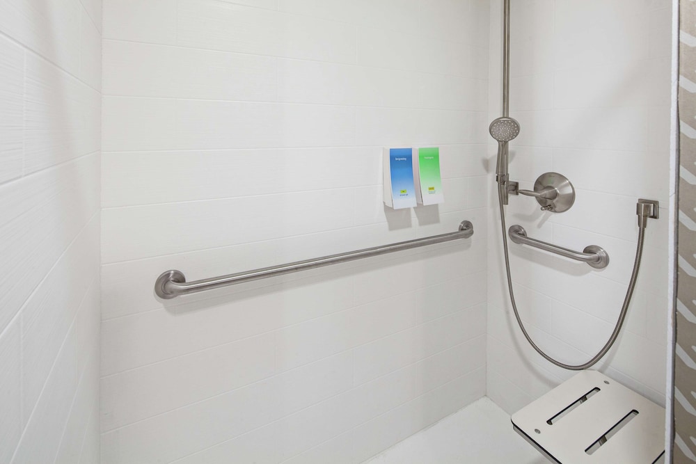 Home2 Suites by Hilton Alameda Oakland Airport photo4