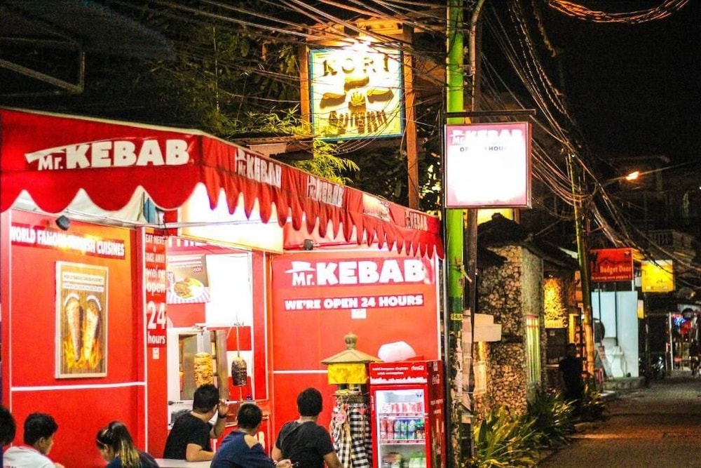 Budhi Beach Inn 7/30