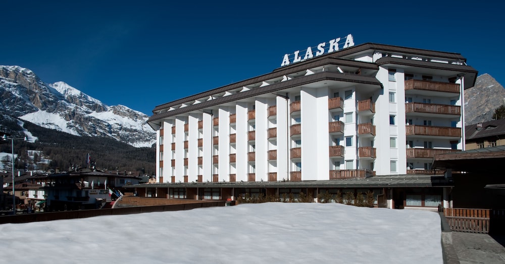 Hotel Alaska Cortina 4/60