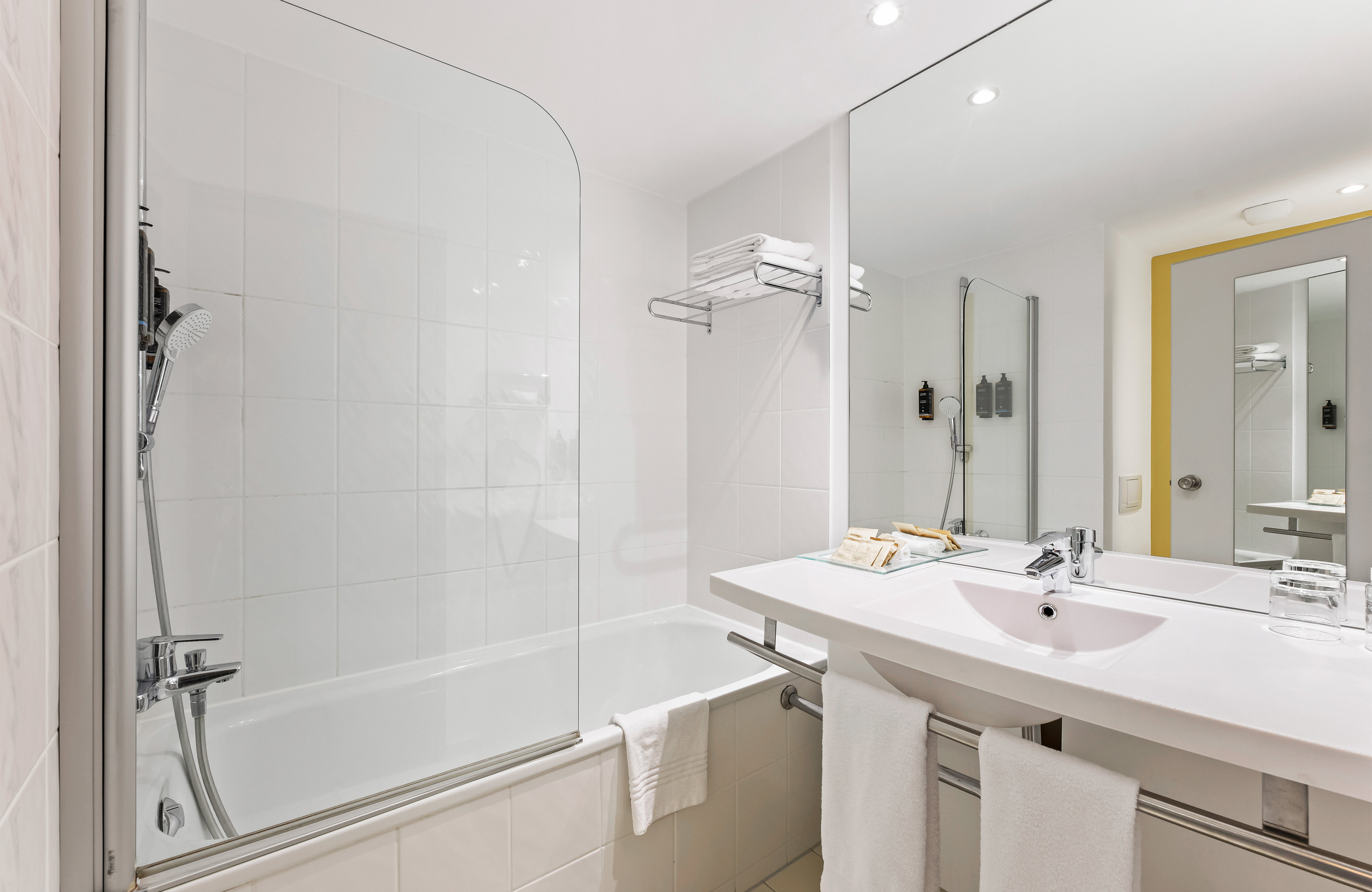 غرفة عائلية ثلاثية، Leonardo Hotel Hannover Medical Park 9/10