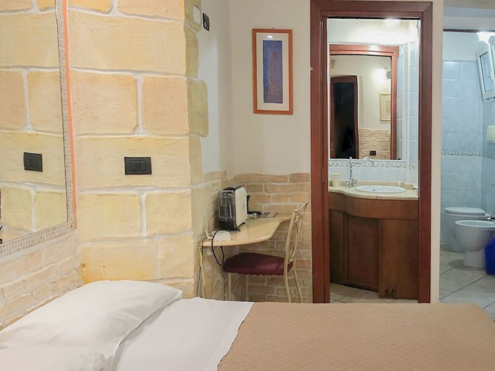 Sardinia Domus 35/68