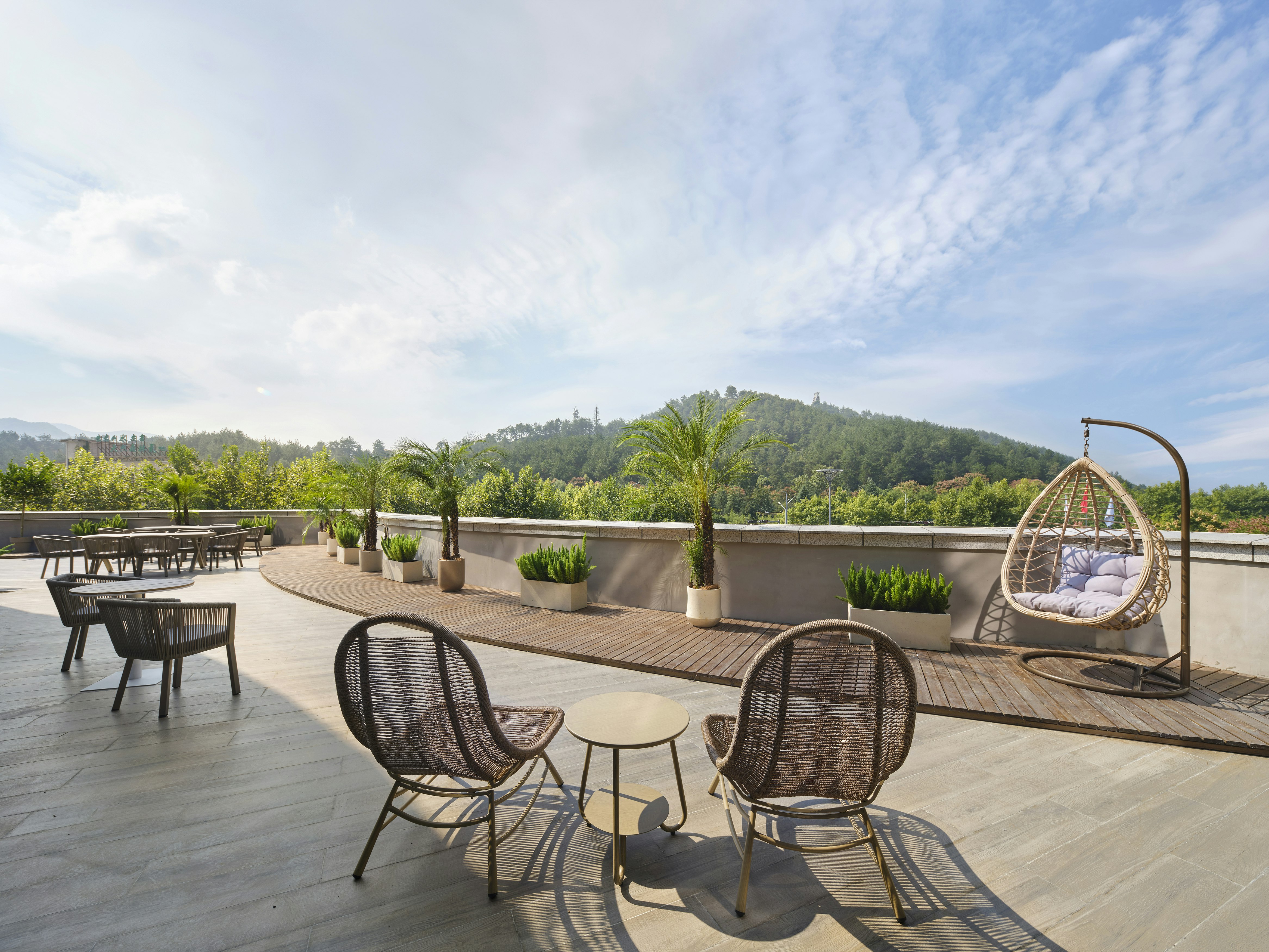 Hilton Garden Inn Huzhou Anji Phoenix Mountain 37/39