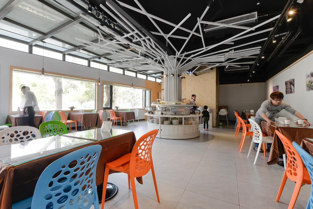 R7 Eco Hotel 19/33