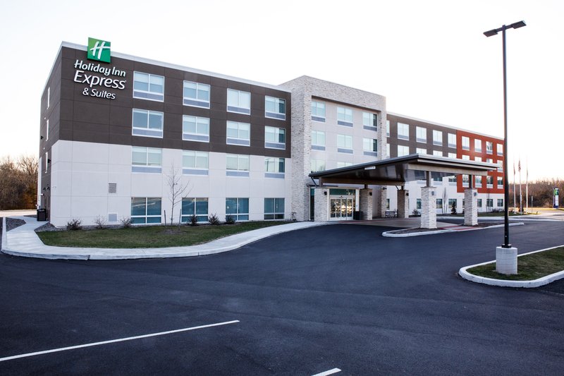 Holiday Inn Express and Suites Gettysburg an IHG Hotel 41/43