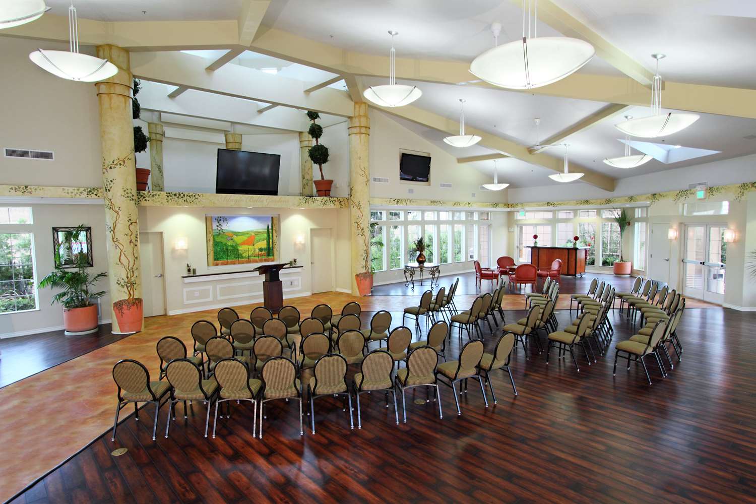 restaurant cafeteria