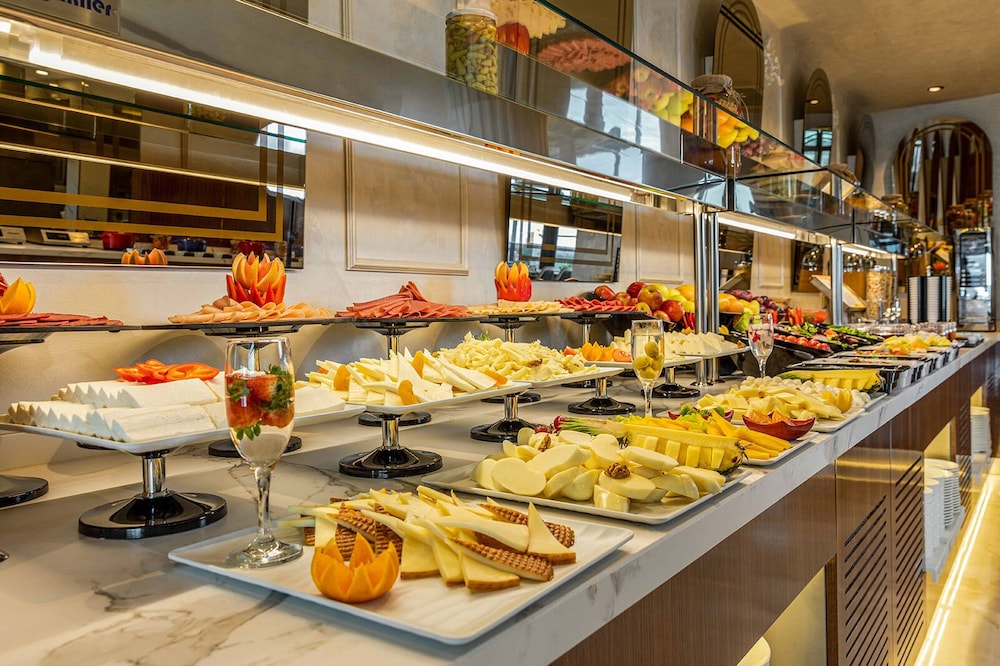Beethoven Senfoni Hotel Istanbul 48/56