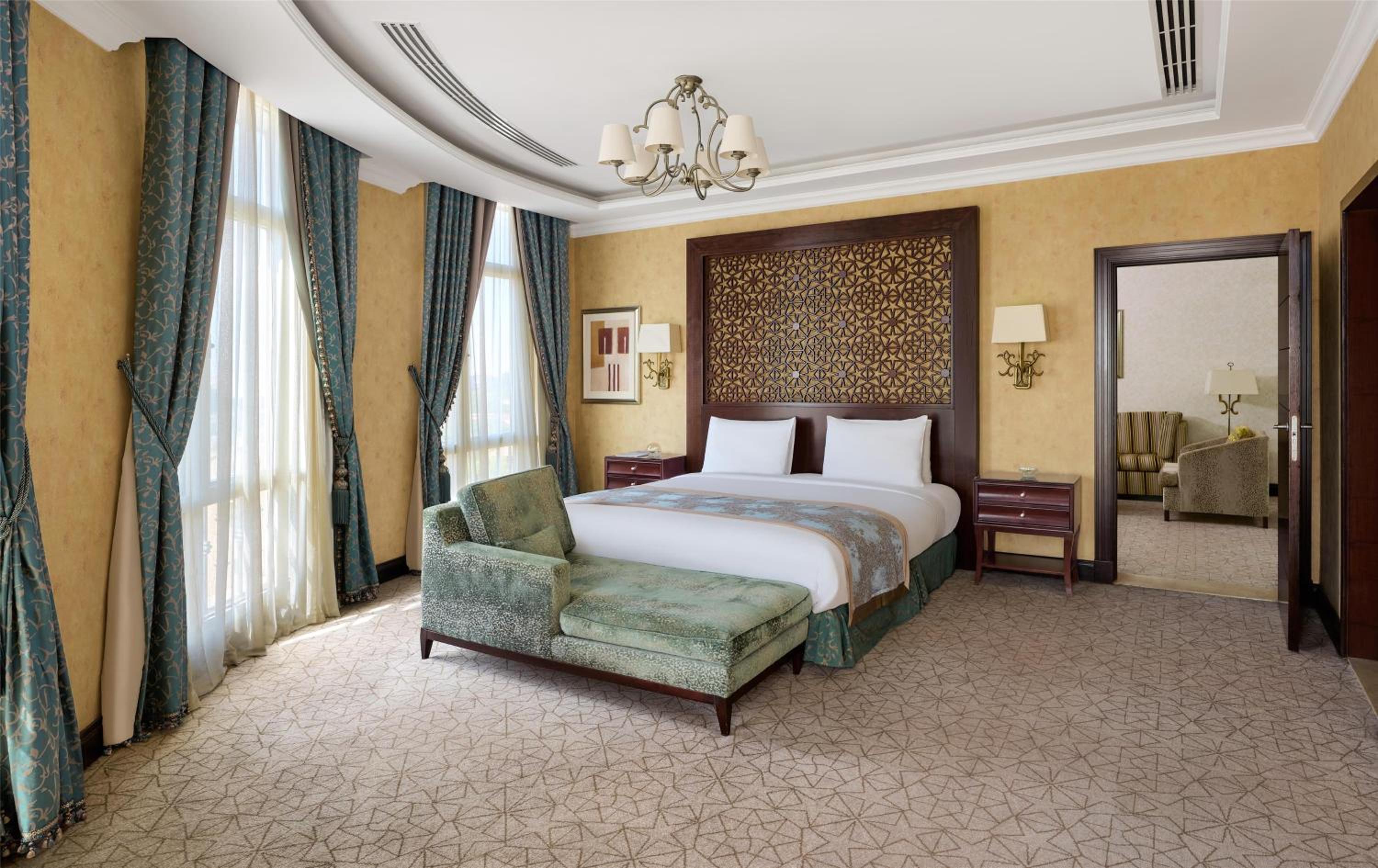 Palace, Suite, King Bed