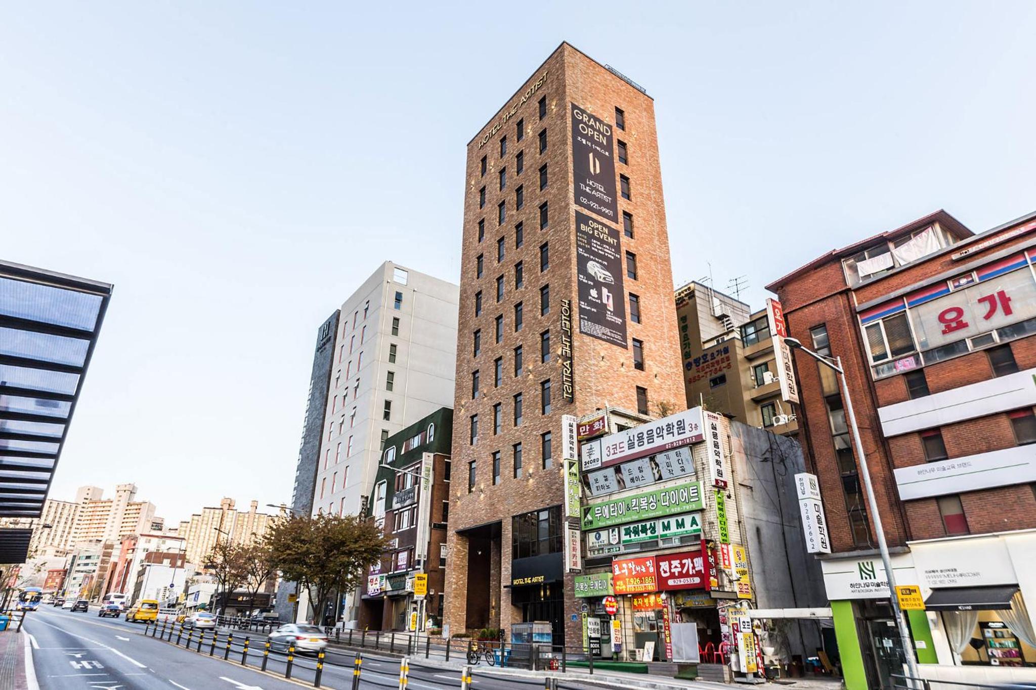 Hotel The Artist Dongseon 5/94