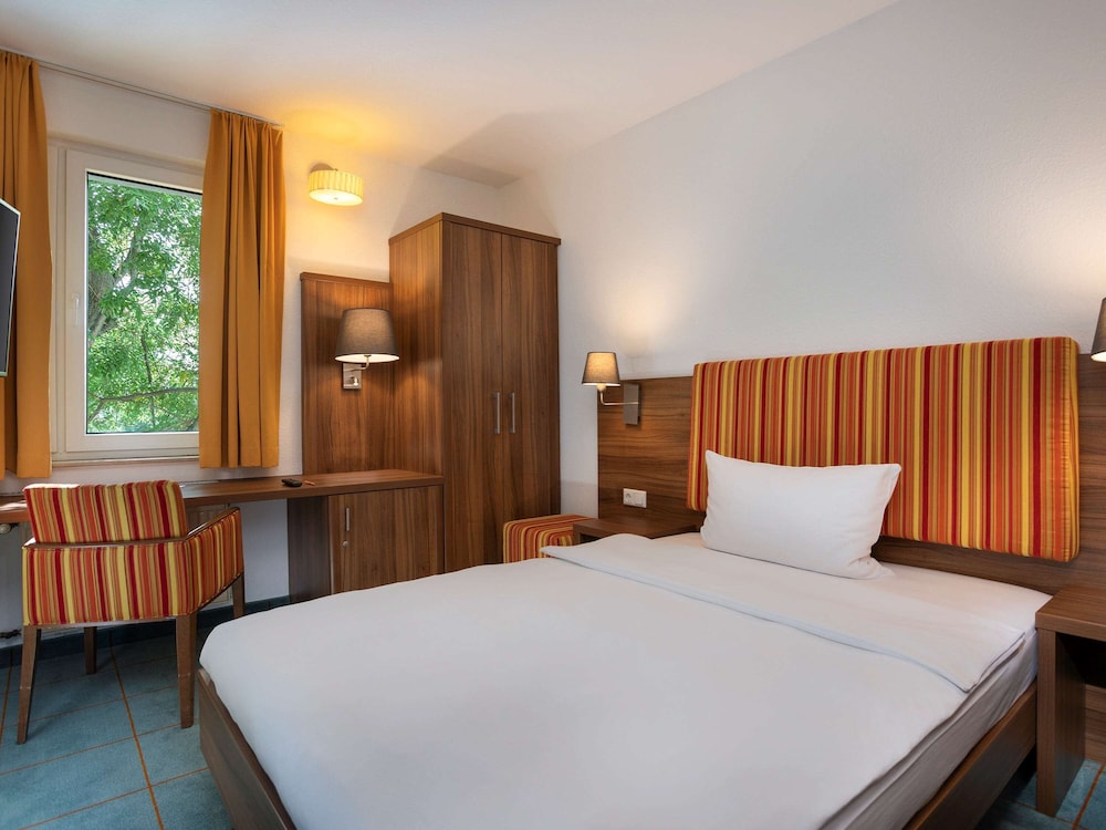 ibis Styles Darmstadt 25/76
