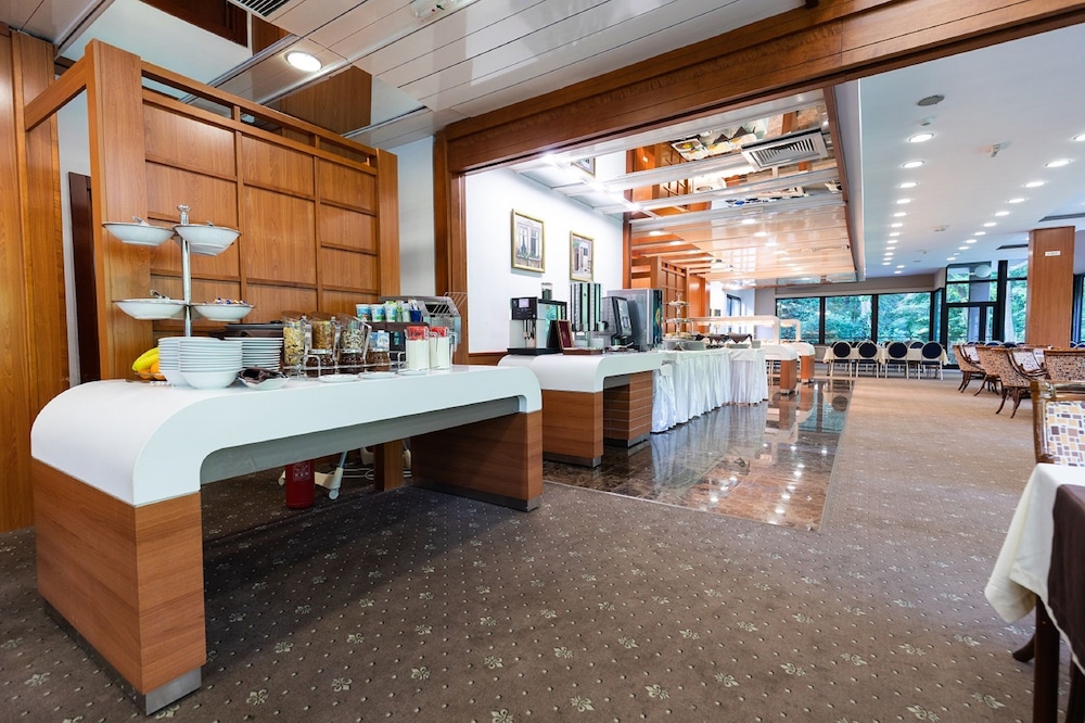HOTEL M 4/39