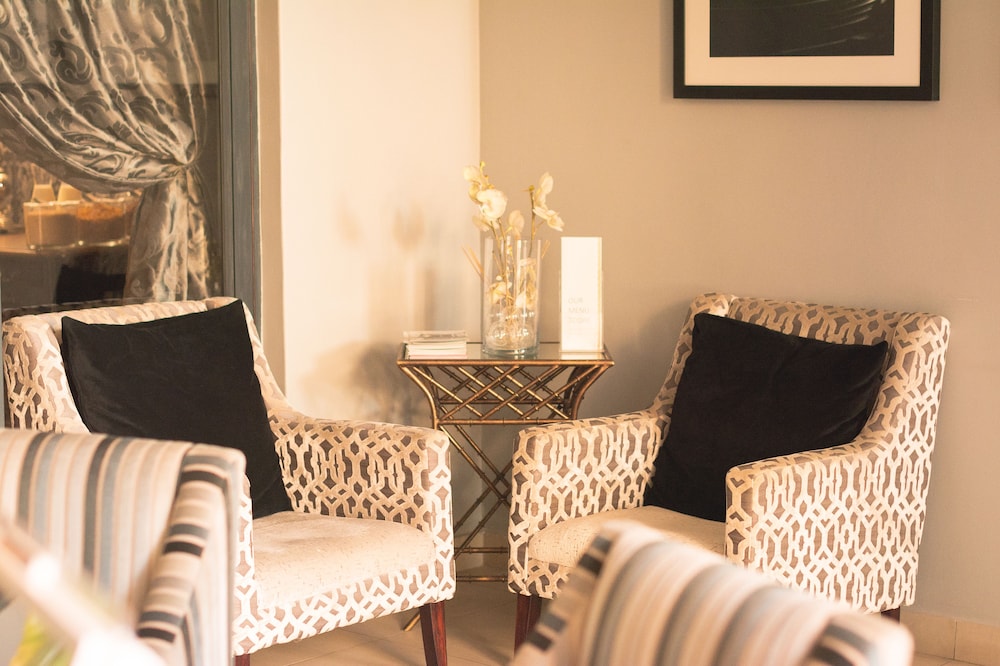 Blue Diamond Boutique Hotel 29/36