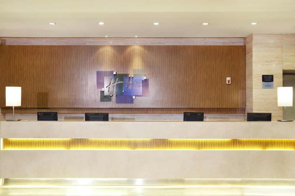 Holiday Inn Express Dongli 5/40