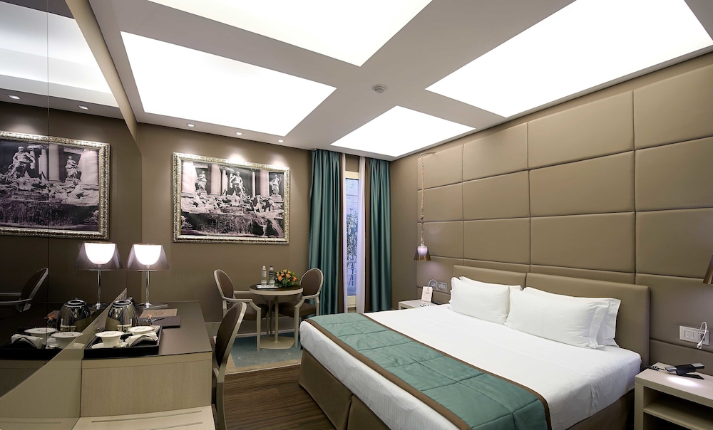 Classic, Double Bed, Harry's Bar Trevi Hotel & Restaurant 2/3