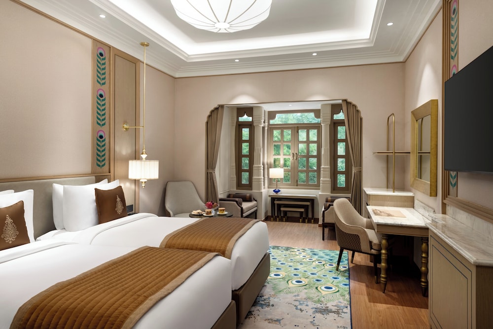 Deluxe, King Bed, Arabian Hills View, Wyndham Grand Udaipur Fateh Sagar Lake 5/10
