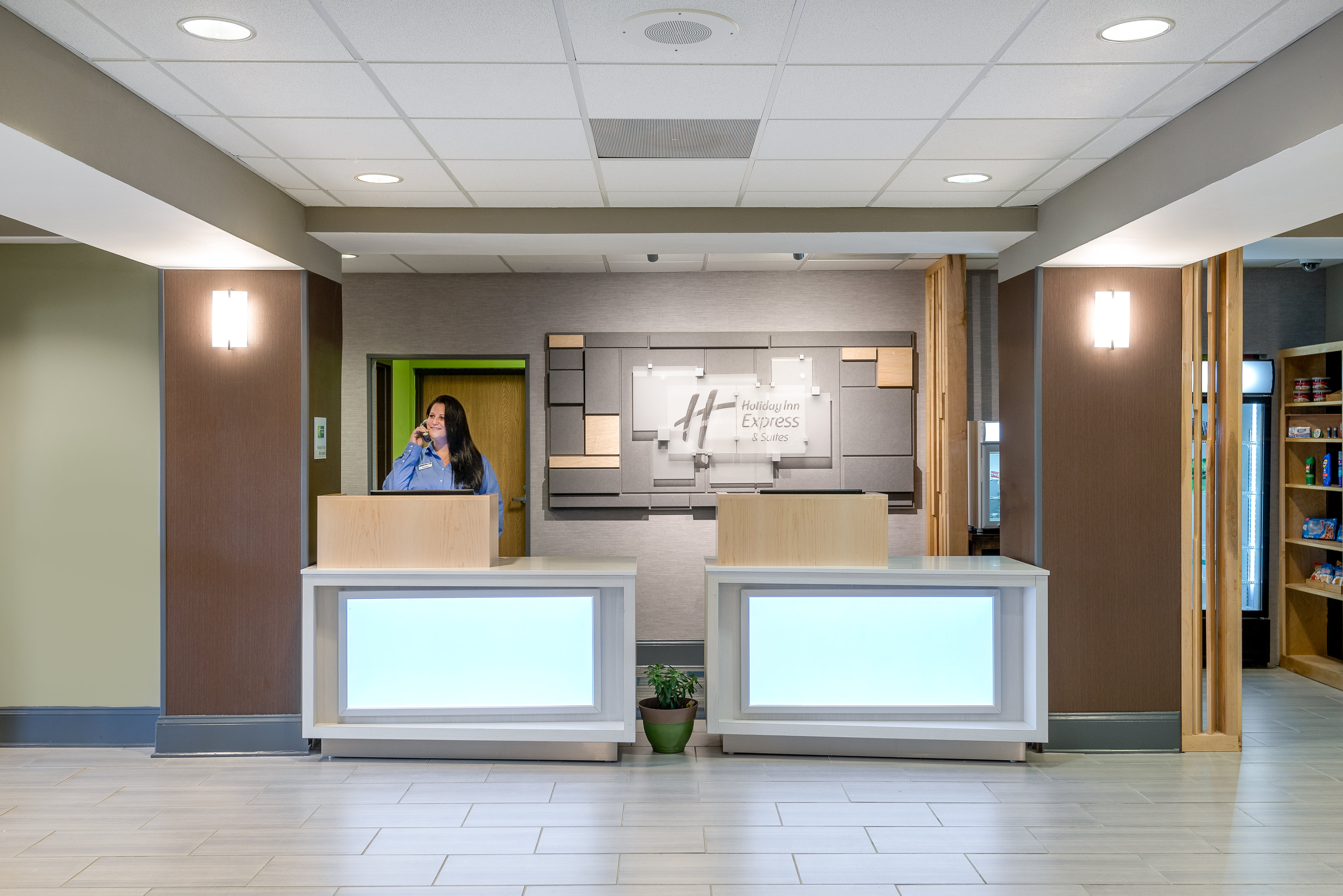 Holiday Inn Express Hotel And Suites Grenada 5/51