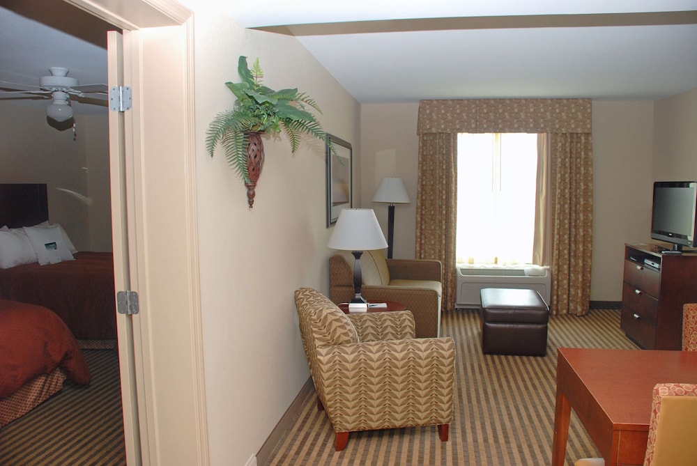 Homewood Suites by Hilton Macon-North 36/56
