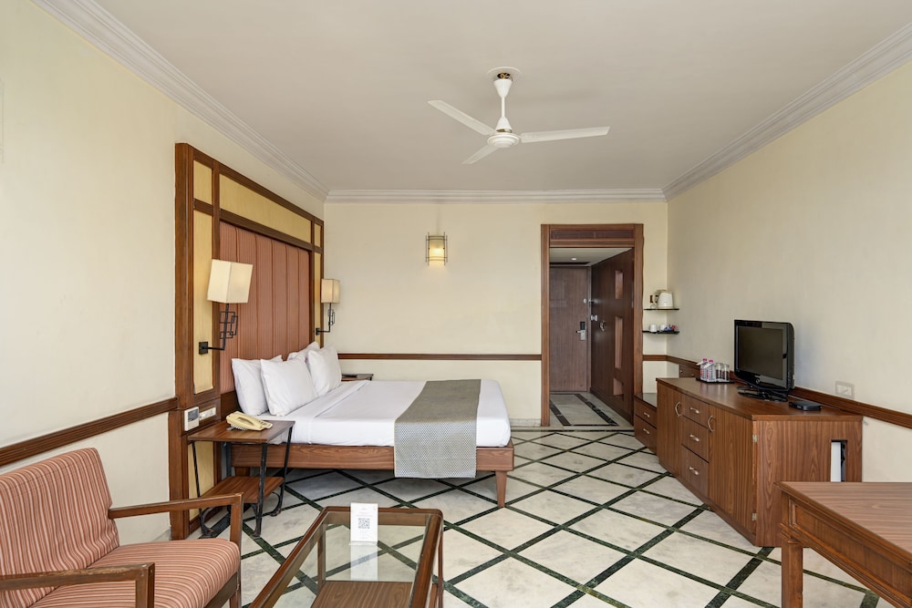 Cama Hotel 17/50