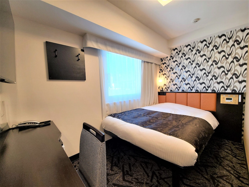 ROOM, SINGLE, WITH VIEW