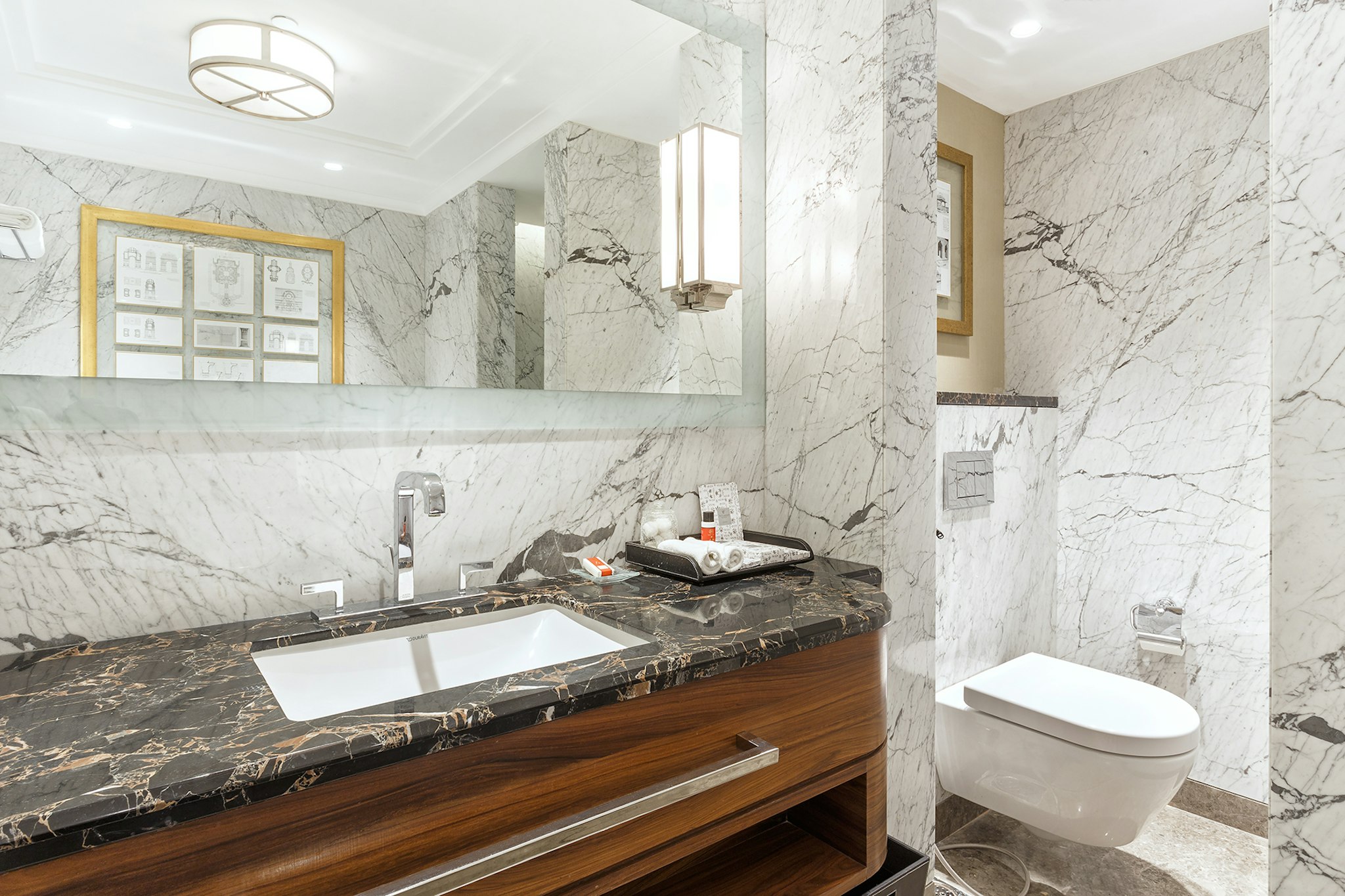 The Claridges New Delhi 63/64