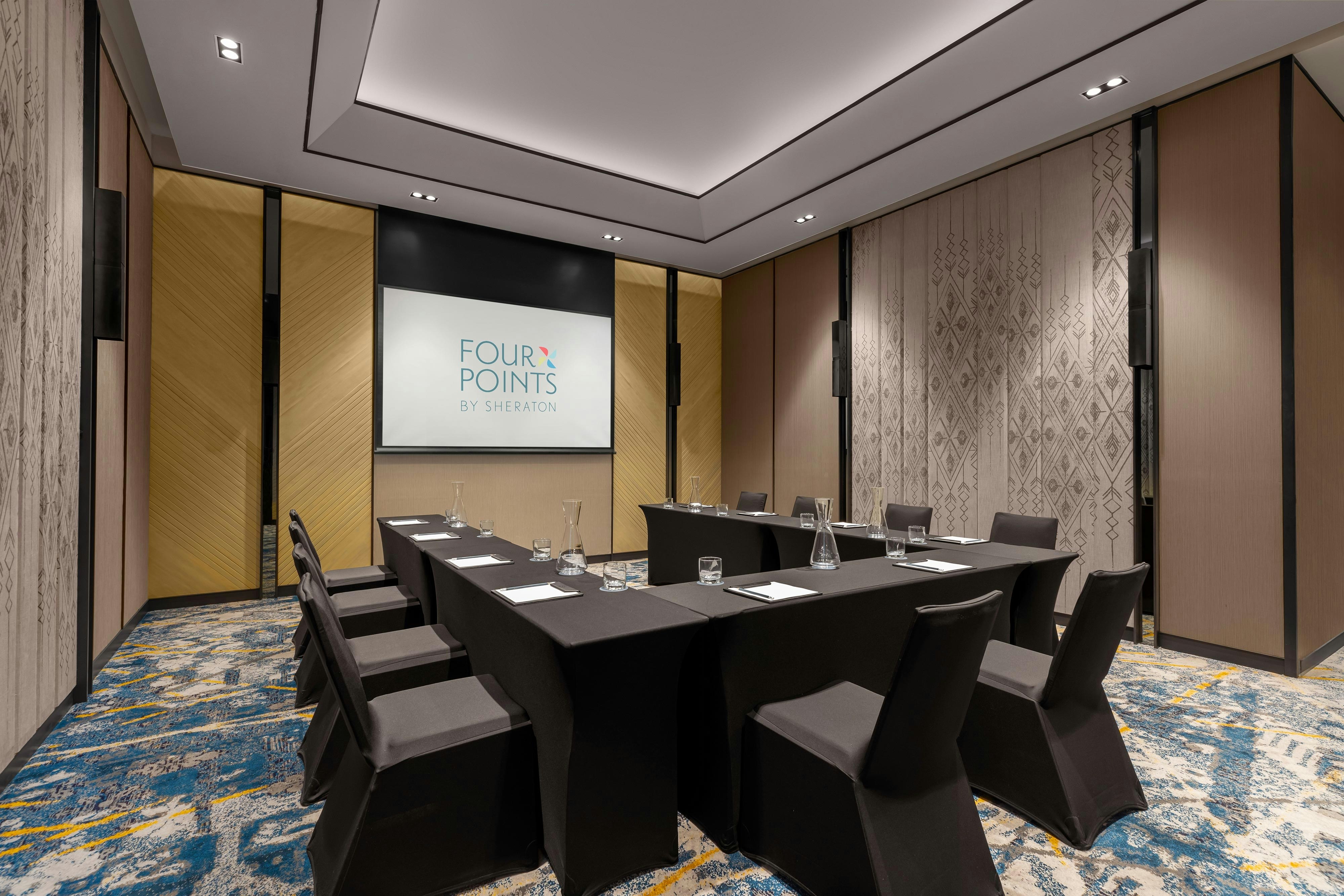 Four Points by Sheraton Phuket Patong Beach Resort 27/44